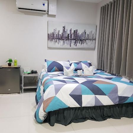 Skymagz 812 At Cityscape Residences Bacolod Buitenkant foto