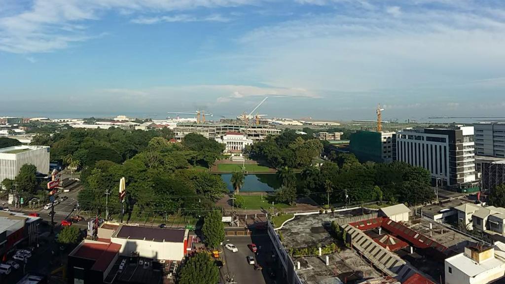 Skymagz 812 At Cityscape Residences Bacolod Buitenkant foto